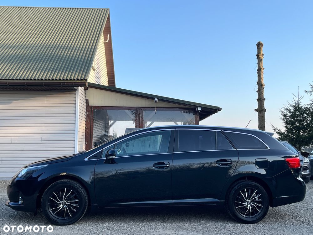 Toyota Avensis - 14