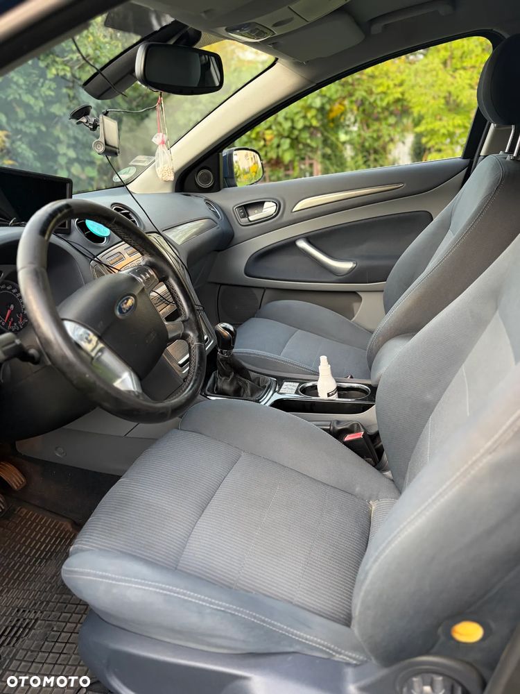 Ford Mondeo 2.0 Titanium - 15