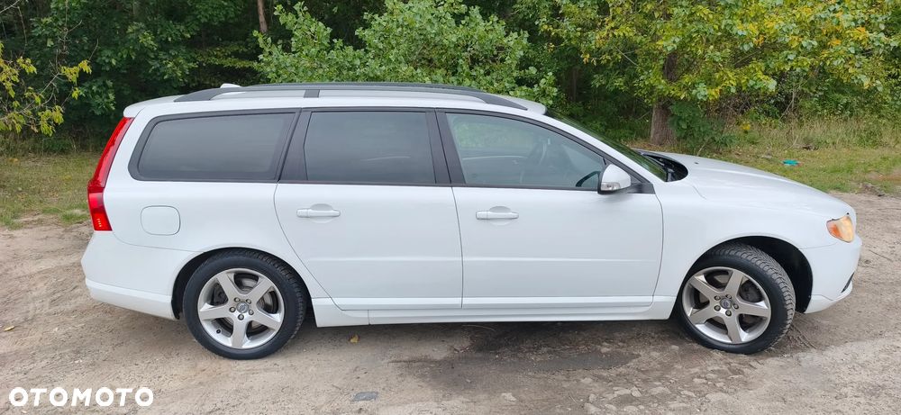 Volvo V70 2.5T Momentum - 5