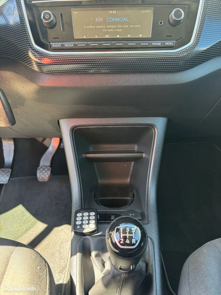 VW Up! street - 15
