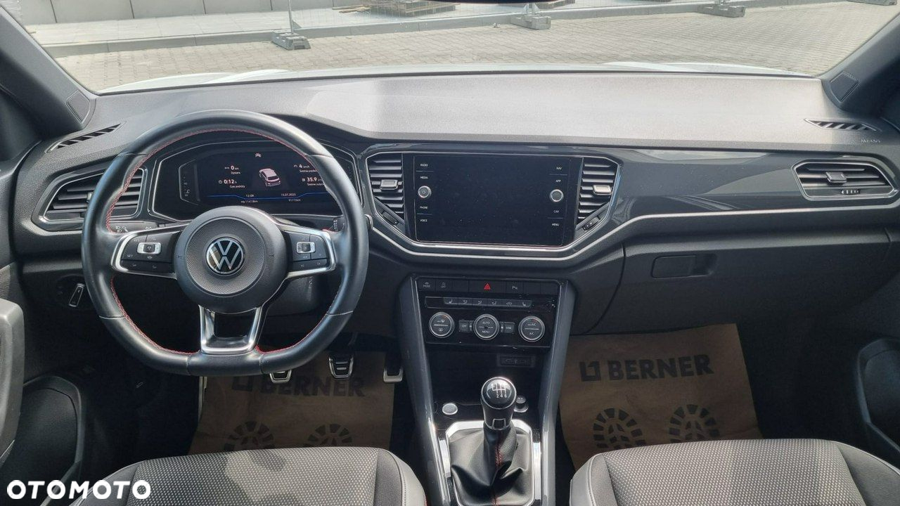 Volkswagen T-Roc - 7