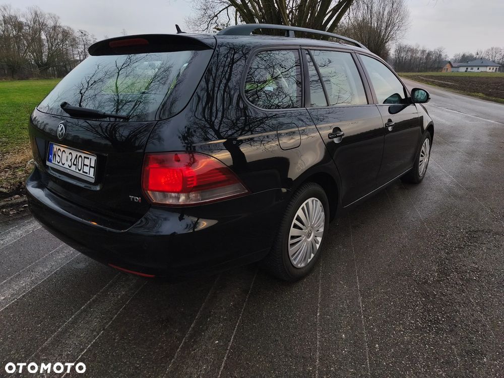 Volkswagen Golf 1.6 TDI Comfortline - 4