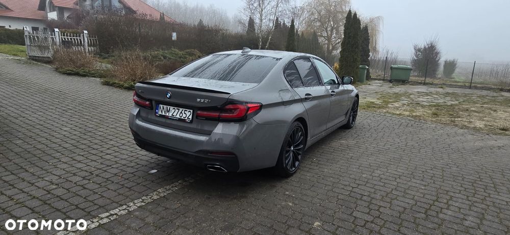BMW Seria 5 530i xDrive M Sport Edition - 7