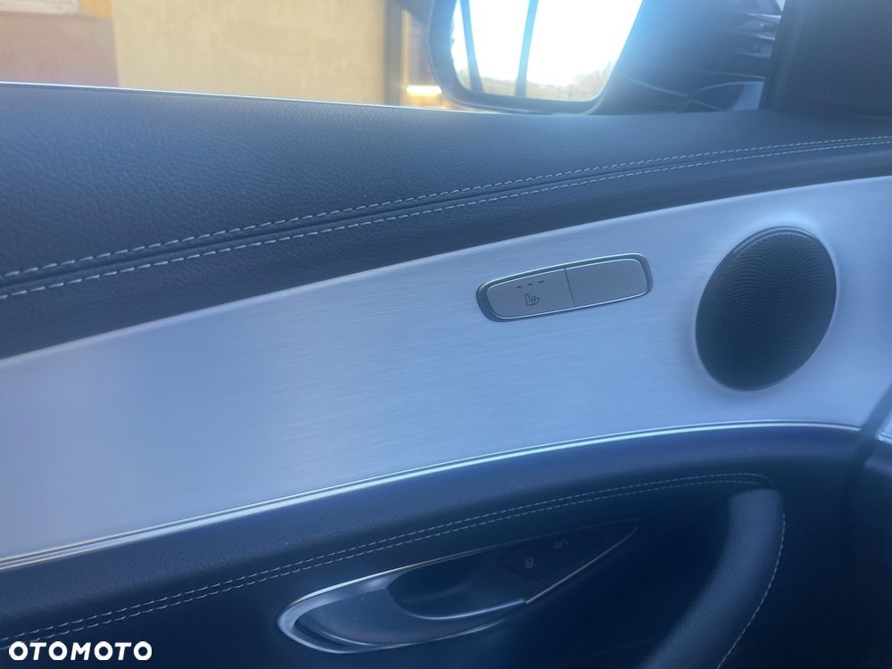 Mercedes-Benz Klasa E 300 de 4Matic 9G-TRONIC AMG Line - 6