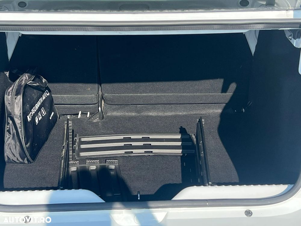 Dacia Logan ECO-G 100 MT6 Comfort - 9