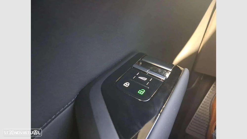Volvo EX90 92 kWh Single Motor Plus - 33
