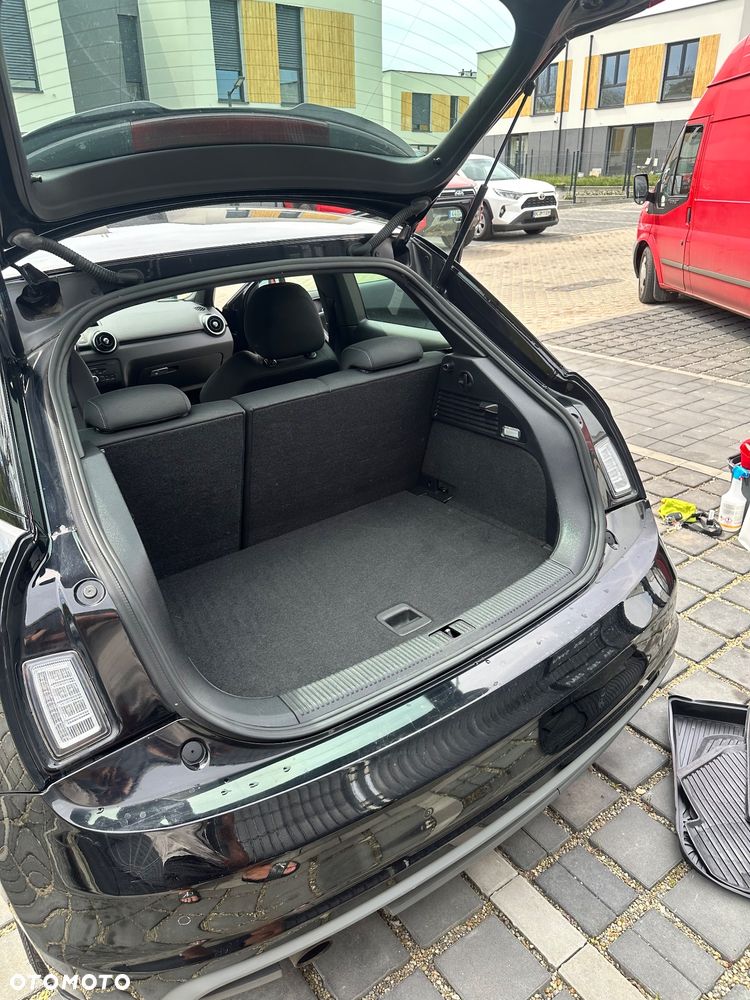 Audi A1 3-drzwiowe 1.6 TDI S line edition - 19