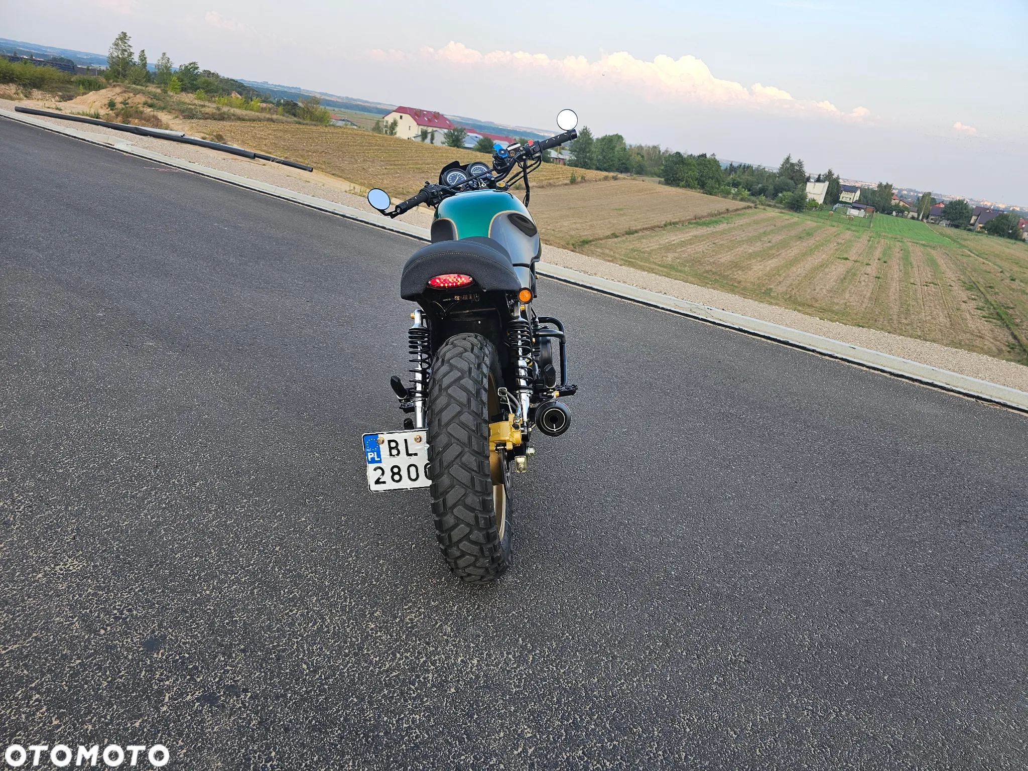 Honda CB - 4