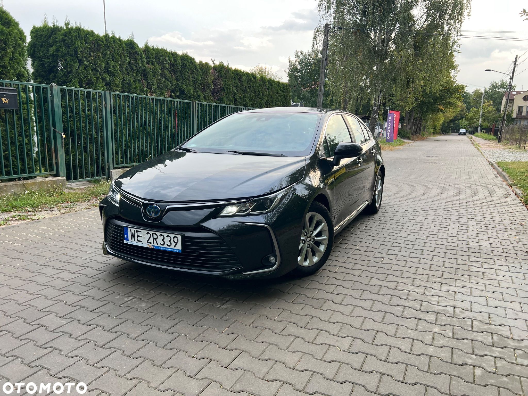 Toyota Corolla 1.8 Hybrid Comfort - 1
