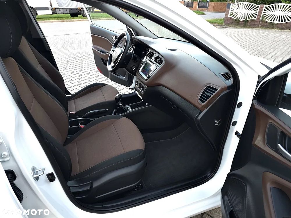 Hyundai i20 1.4 Style - 23