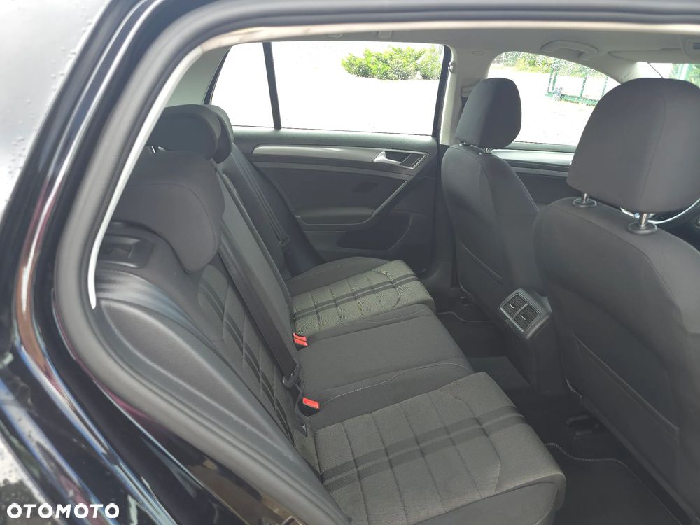Volkswagen Golf 1.2 TSI BMT Trendline - 15