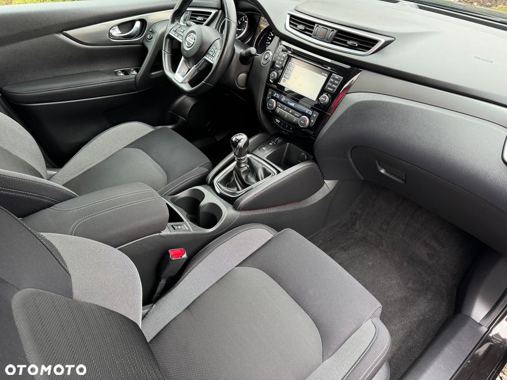 Nissan Qashqai - 12