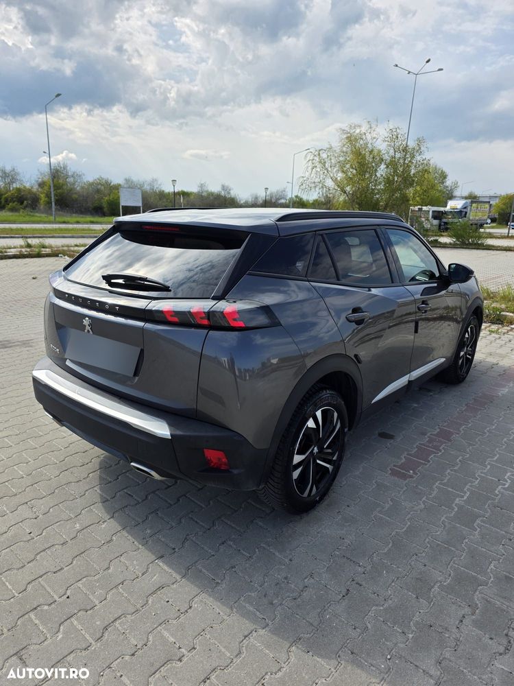 Peugeot 2008 - 9