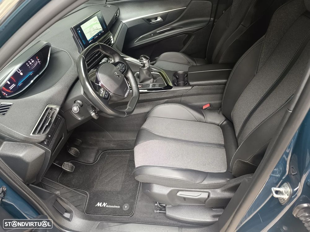 Peugeot 3008 PureTech 130 Stop & Start GPF Allure - 9