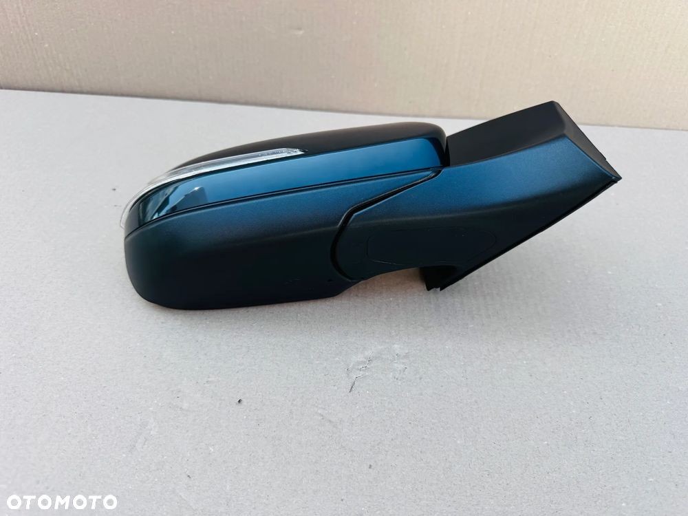 LUSTERKO HYUNDAI I20 II 2 8 PIN PRAWE - 3