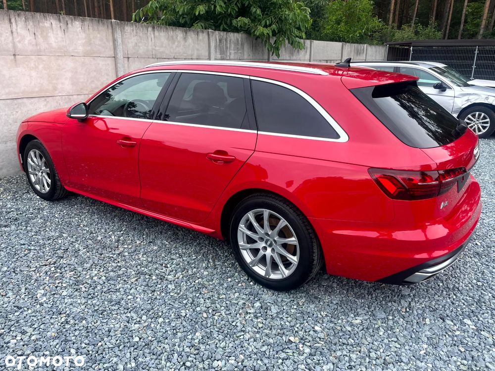 Audi A4 Avant - 4