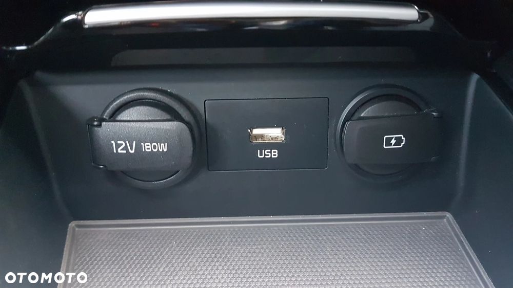 Kia XCeed 1.6 T-GDI L DCT - 17