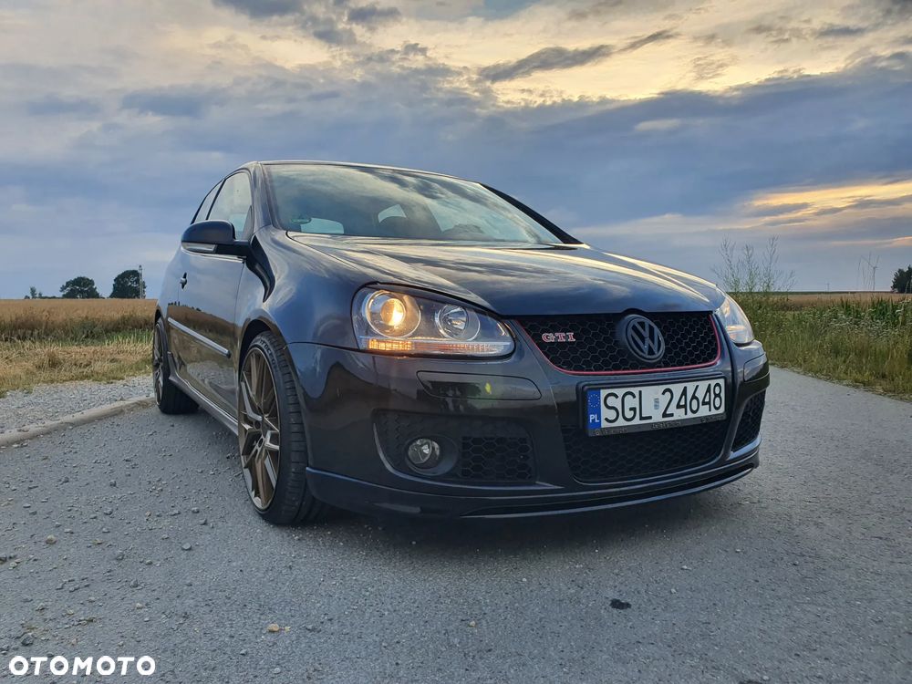 Volkswagen Golf 2.0 TSI GTI - 1