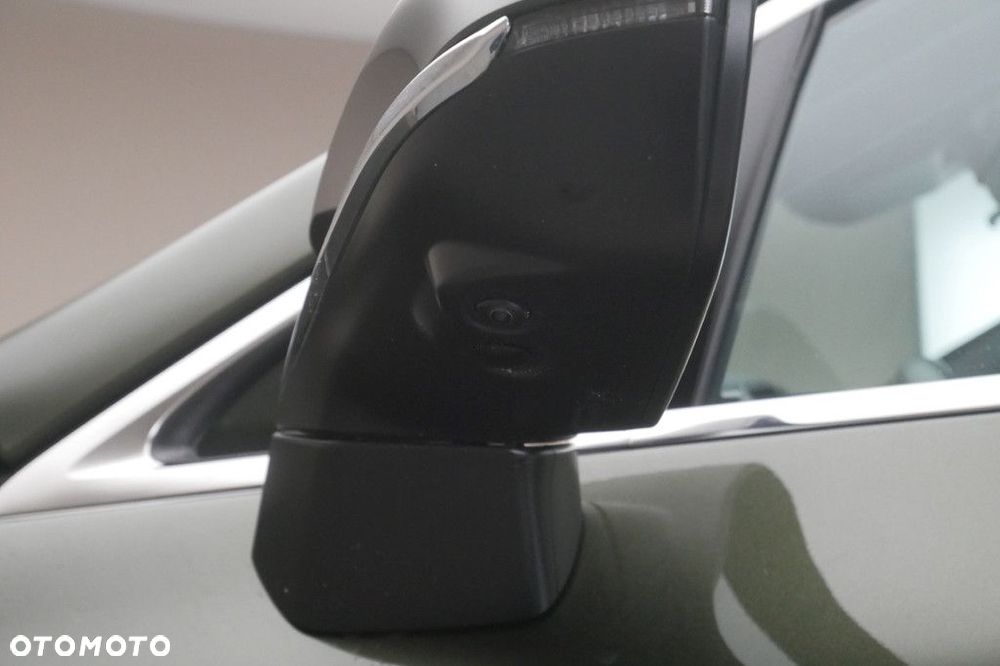 Lexus RX - 19
