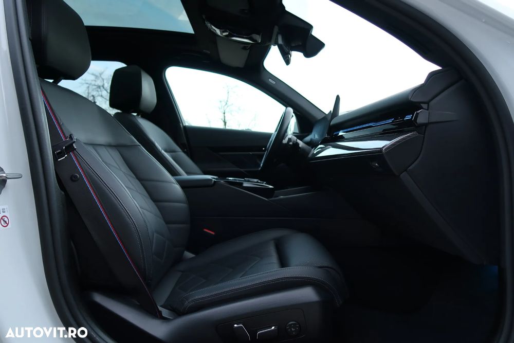 BMW Seria 5 520i Aut. M Sport Edition - 13