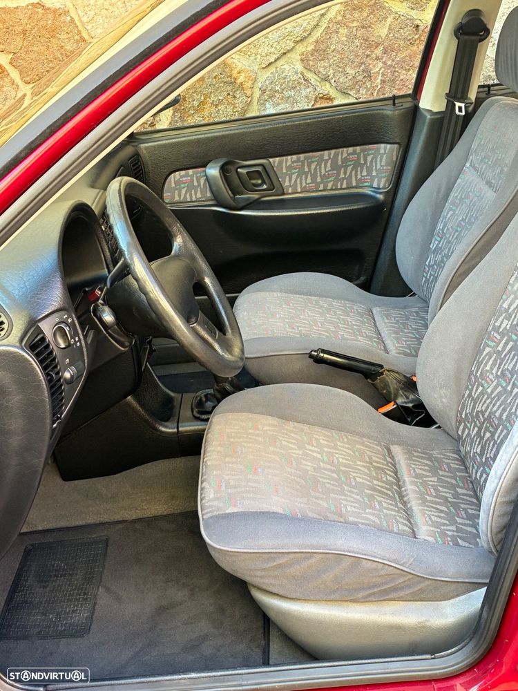 SEAT Cordoba 1.4i - 15