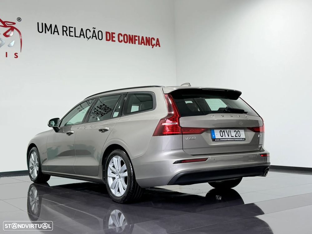 Volvo V60 2.0 D3 Momentum - 15