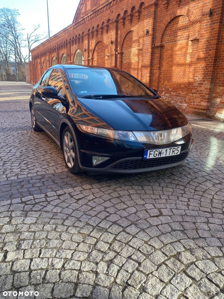Honda Civic 1.8 Executive - 1