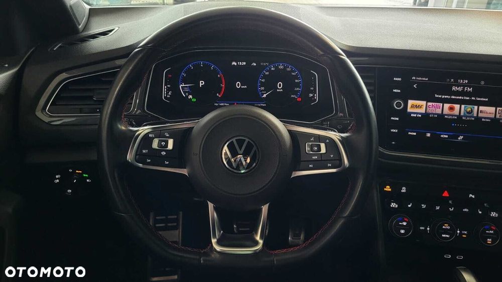 Volkswagen T-Roc - 18