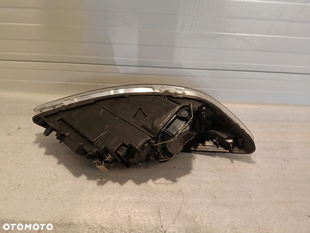 Volvo C30 LAMPA ZW PRZÓD STRONA PRAWA 31299814 - 4