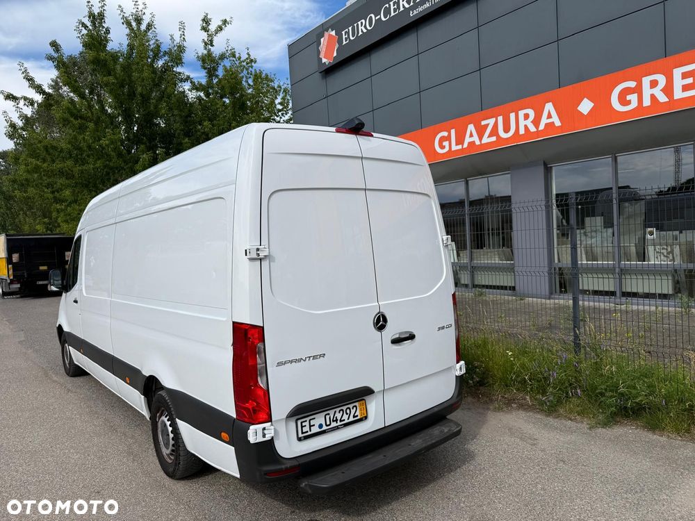 Mercedes-Benz Sprinter 319, 3.0 190KM, L4H2, Niski przebieg, Bardzo zadbany - 7