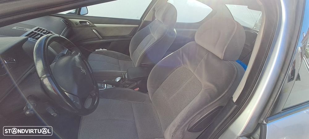 Peugeot 407 2.0 HDi Executive Auto. - 7