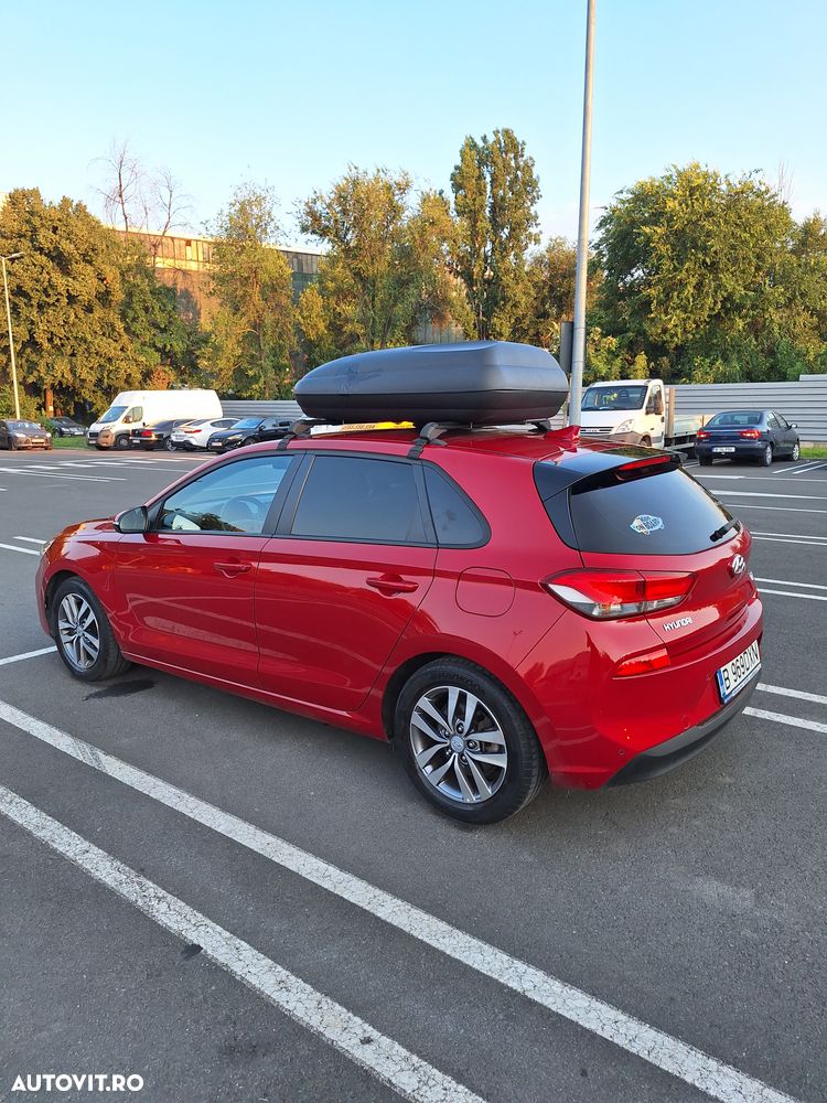Hyundai i30 1.4 100CP 5DR M/T Highway+ - 4