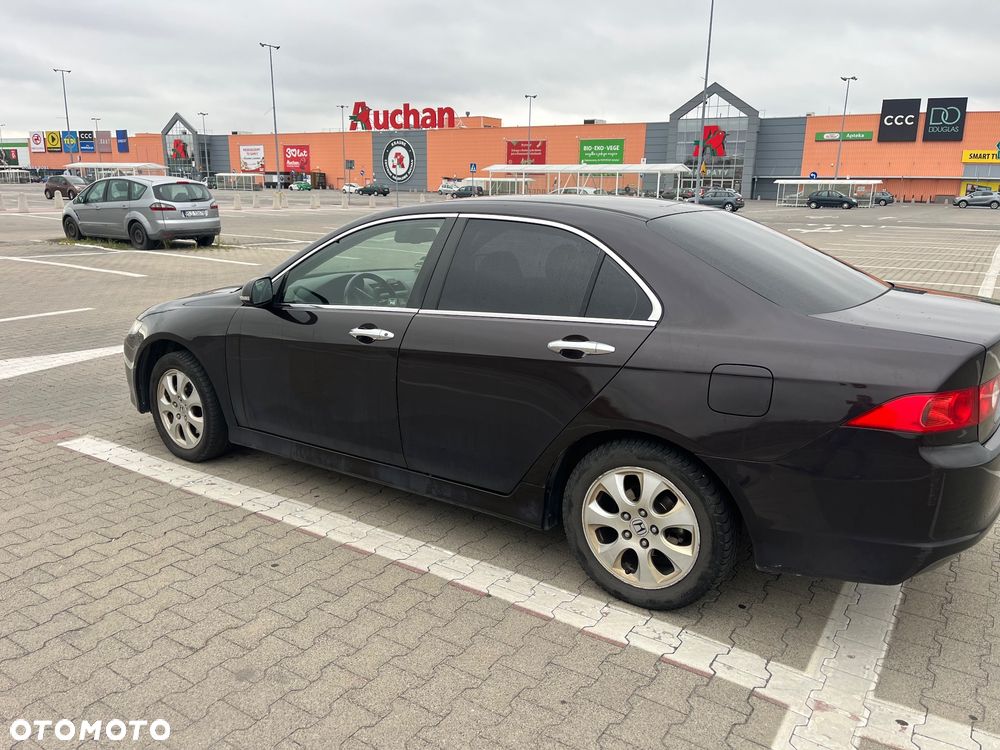 Honda Accord 2.0 Executive - 4