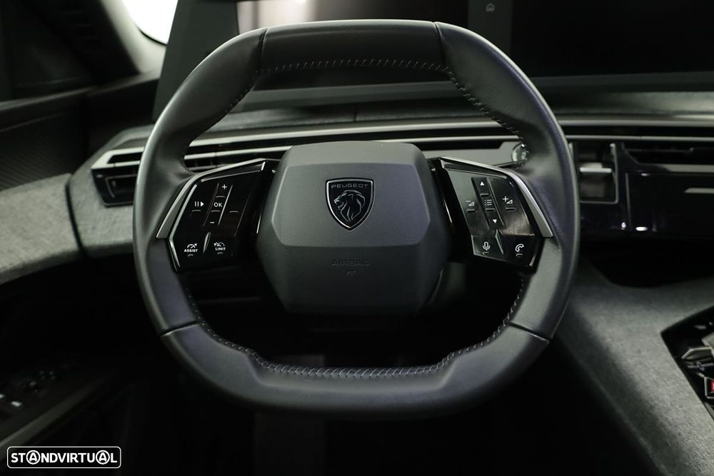 Peugeot 3008 1.2 Hybrid Allure e-DCS6 — fotografia 13