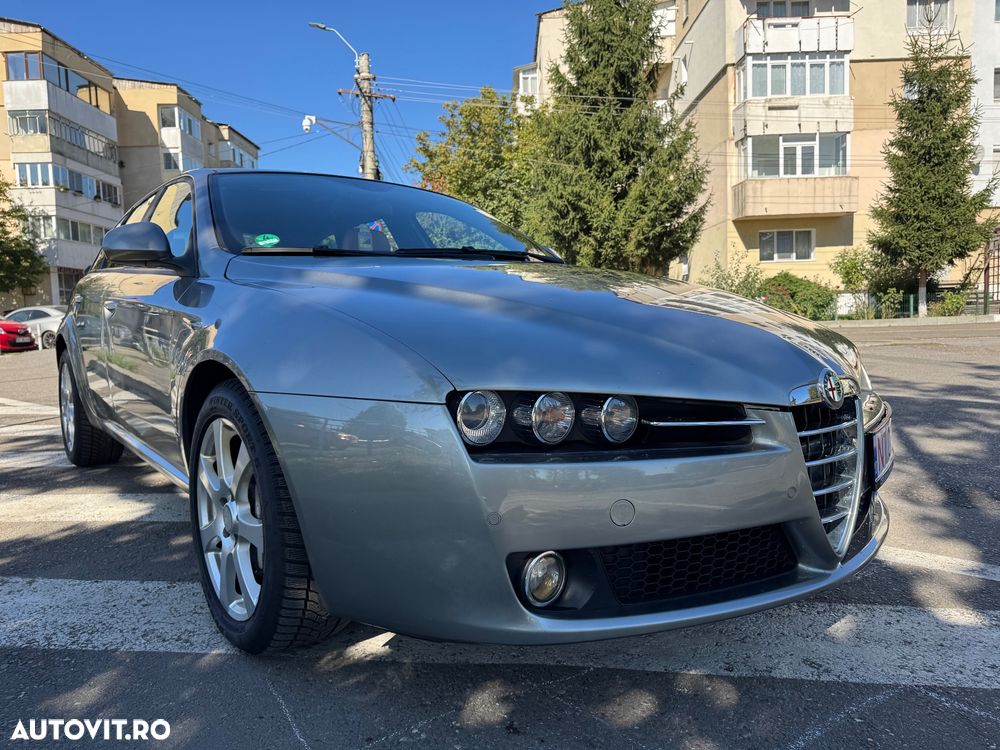 Alfa Romeo 159 - 2