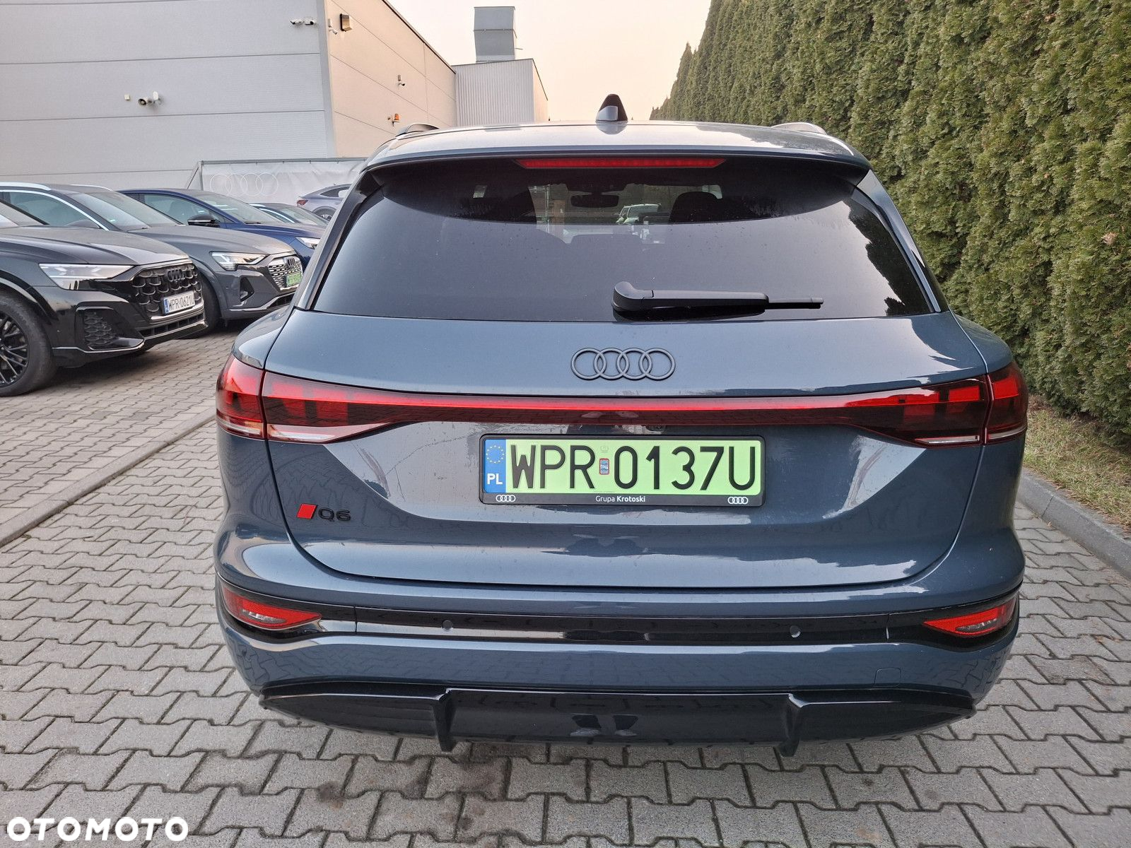 Audi Q6 e-tron - 4