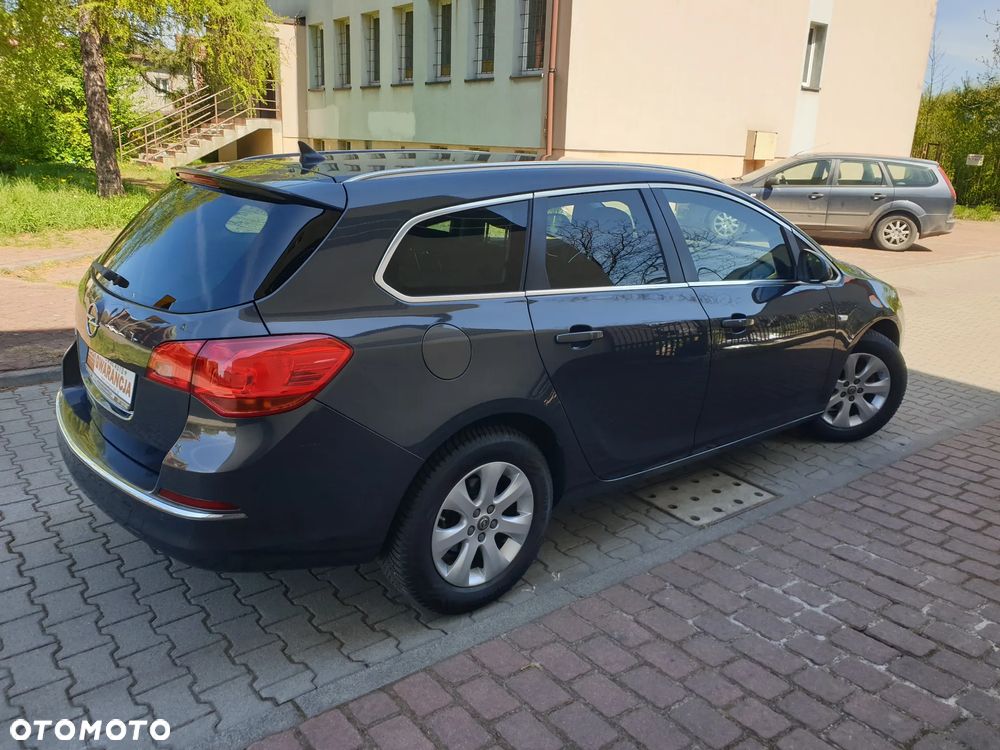 Opel Astra 1.4 Turbo Cosmo - 18
