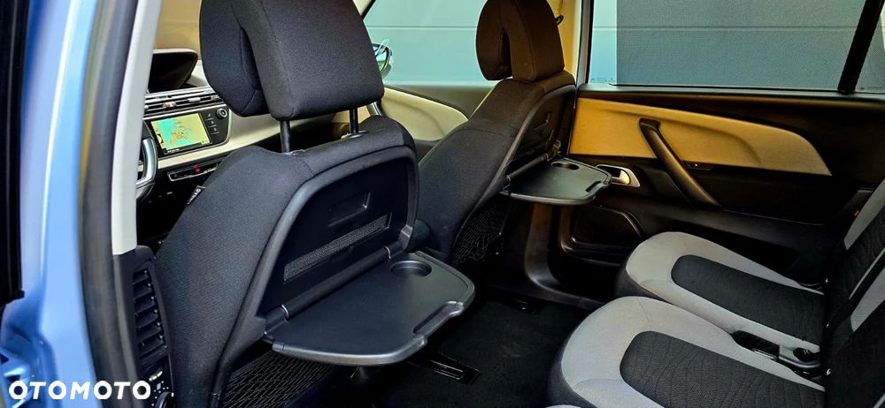Citroën C4 Grand Picasso - 17