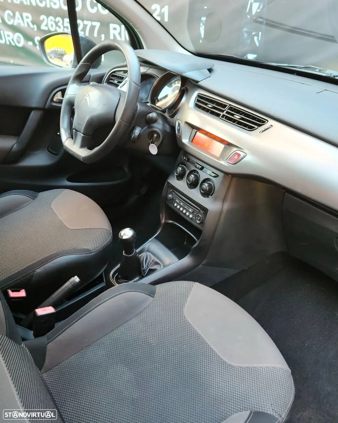 Citroën C3 1.2 PureTech Live - 6