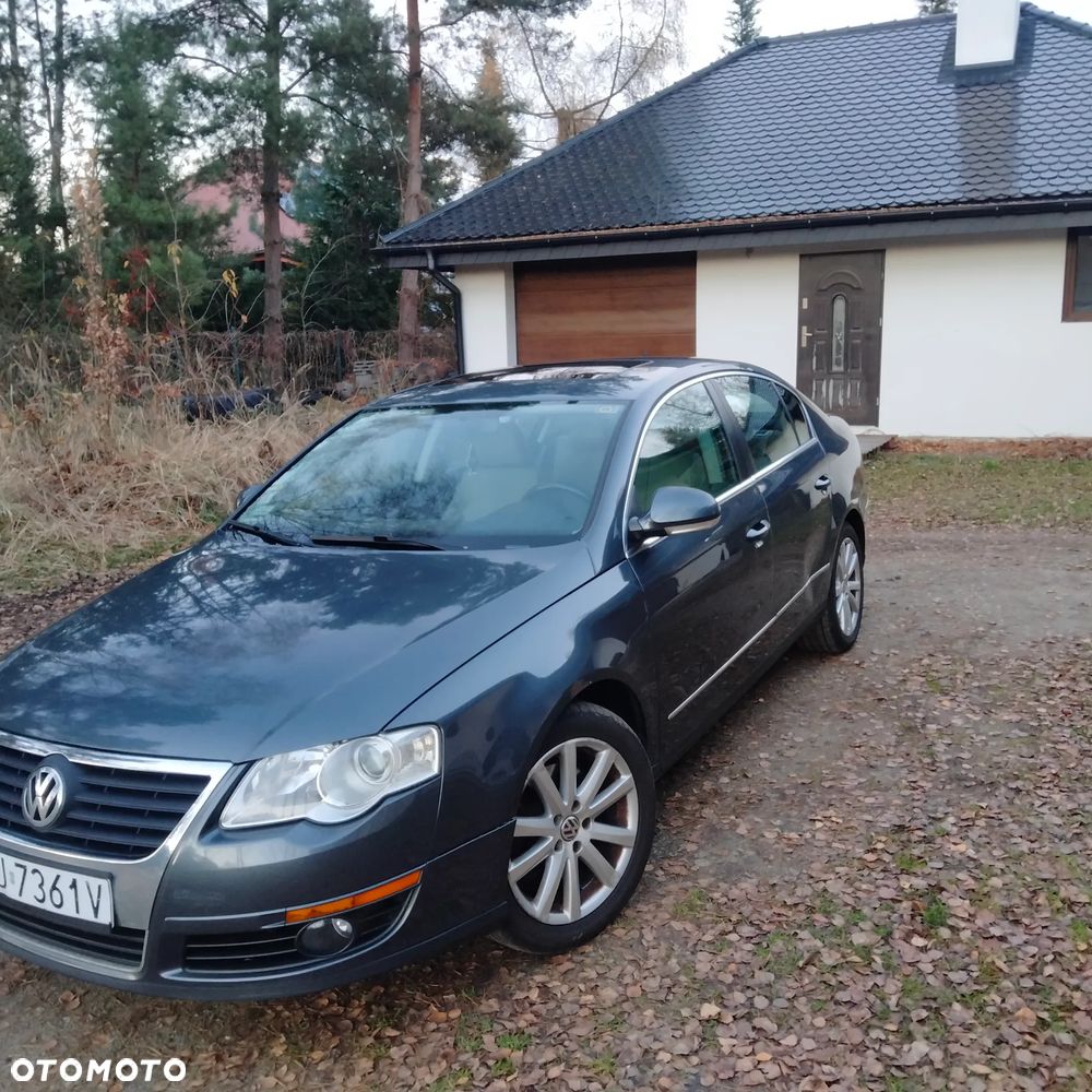 Volkswagen Passat 2.0 TSI Highline DSG - 2