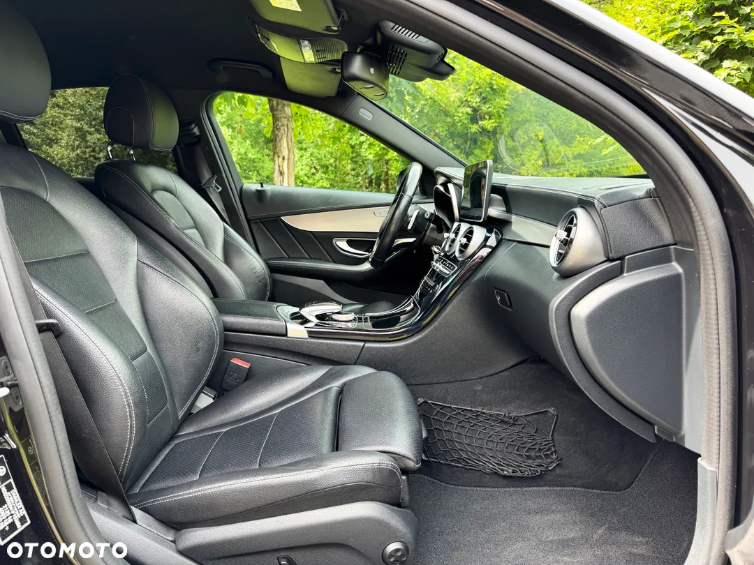 Mercedes-Benz Klasa C 220 (BlueTEC) d 7G-TRONIC AMG Line - 35