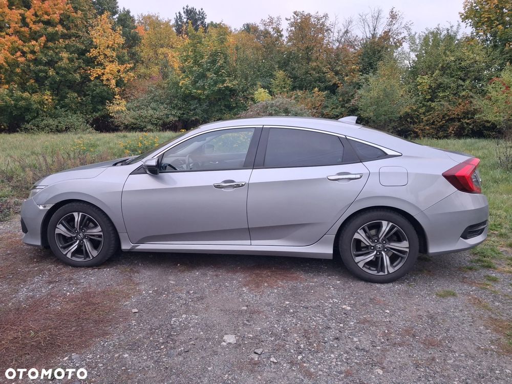 Honda Civic 2017 photo 2