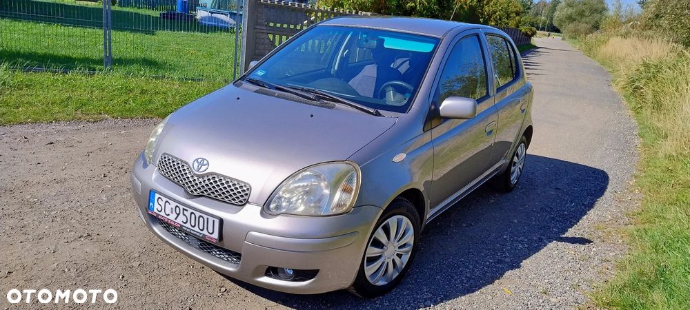 Toyota Yaris - 9