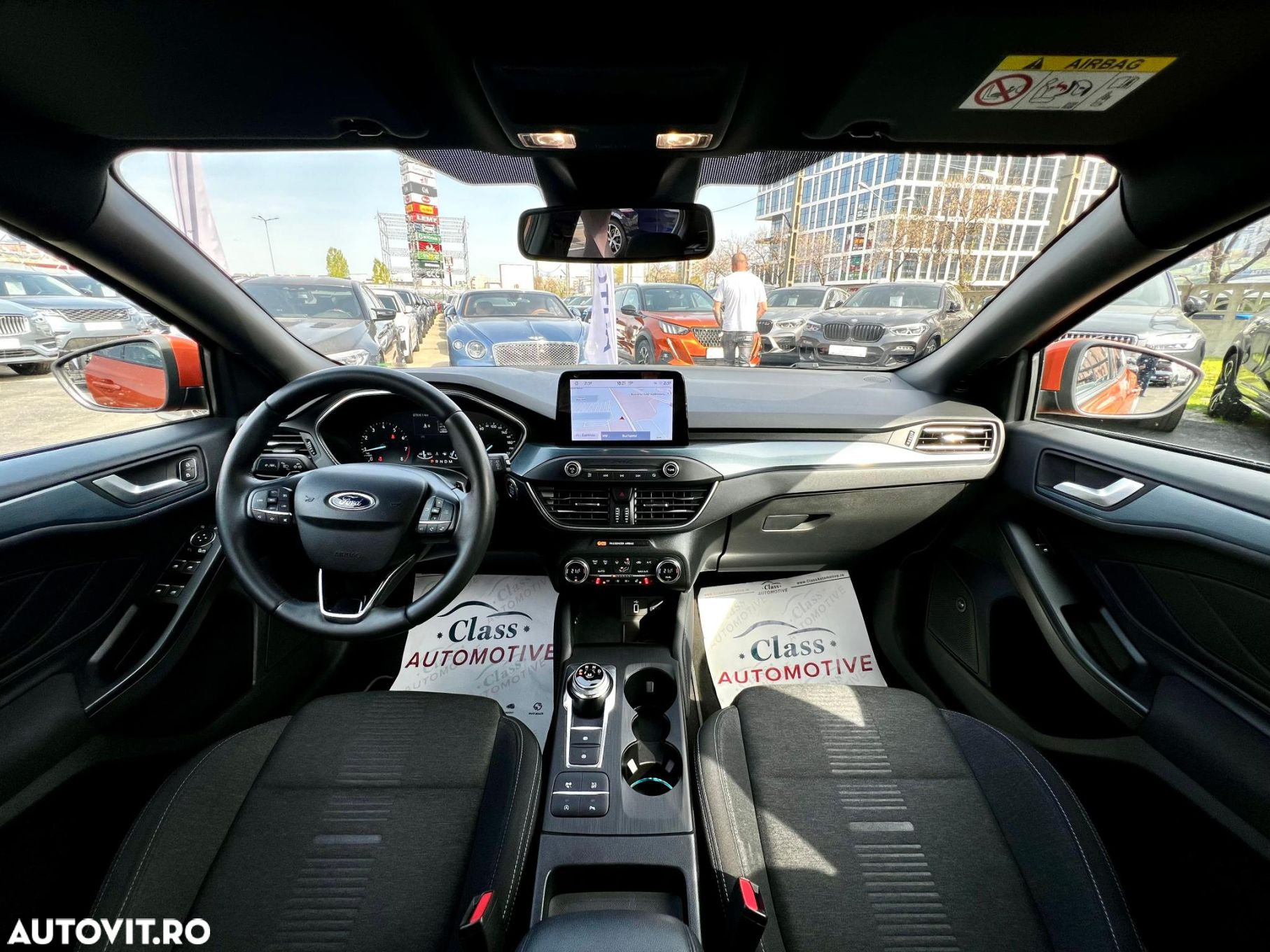 Ford Focus - 11