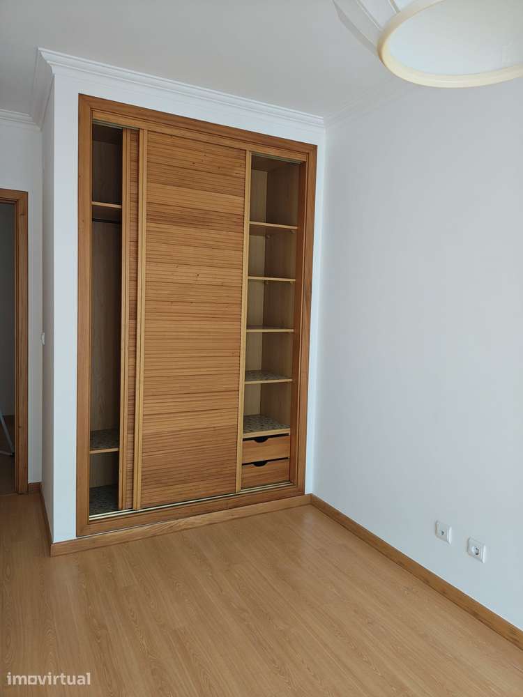 Alugo apartamento T3 Caldas da Rainha junto à praça da fruta - Grande imagem: 5/7