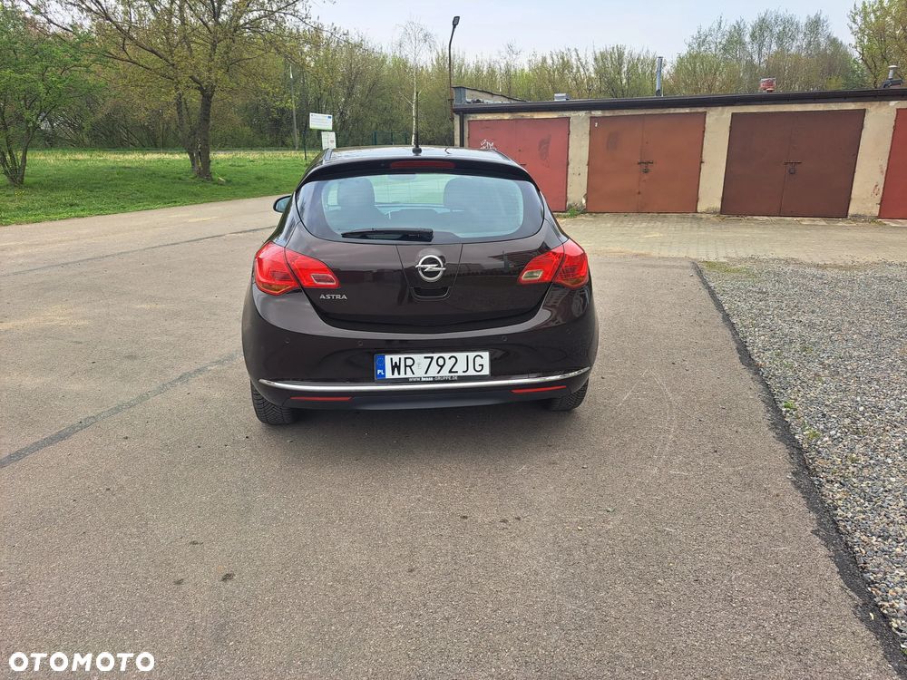 Opel Astra - 4
