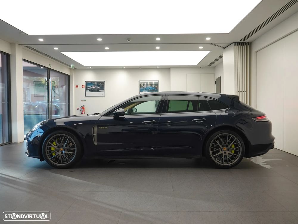 Porsche Panamera Sport Turismo 4 E-Hybrid Platinum Edition - 2