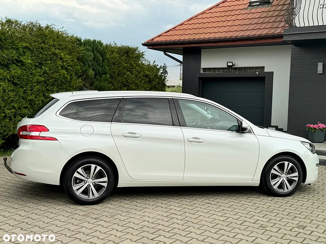 Peugeot 308 1.6 BlueHDi Allure S&S - 13
