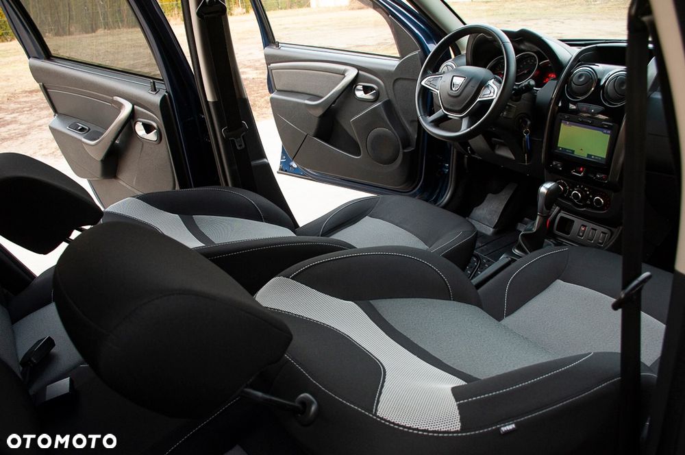 Dacia Duster dCi 110 FAP 4x2 EDC Blackshadow - 22
