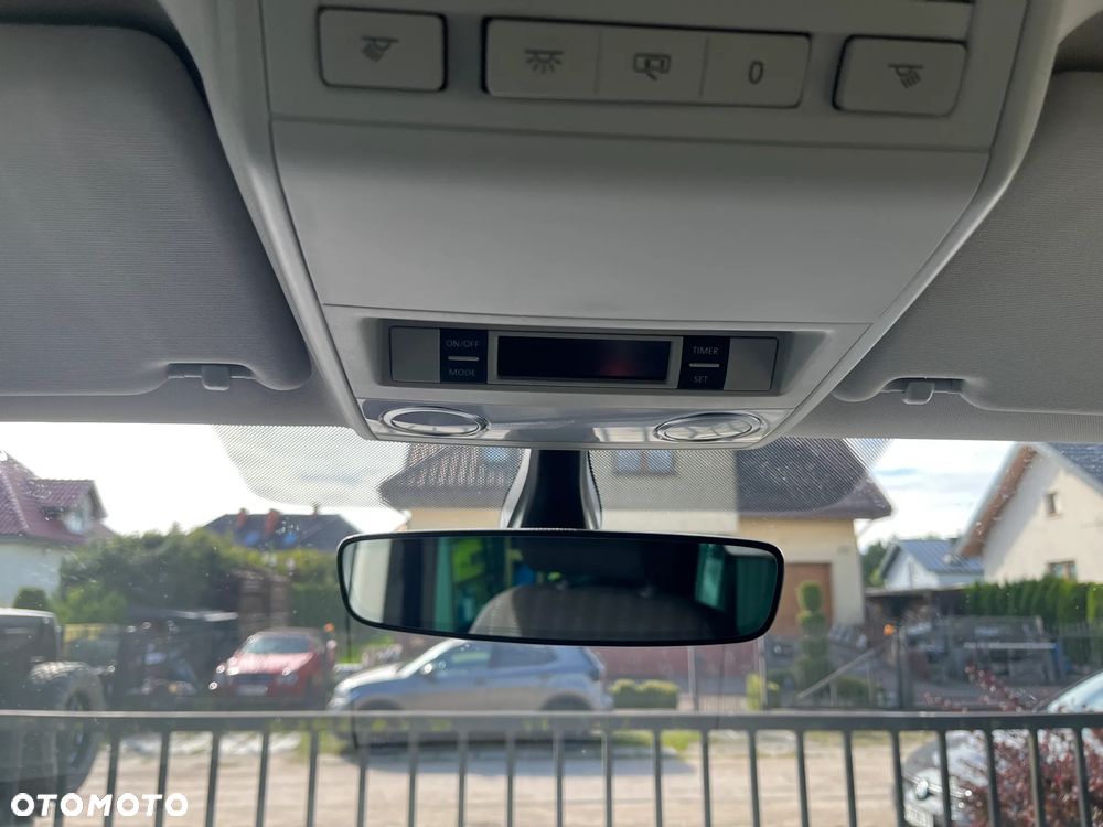 Volkswagen Multivan 2.0 TDI L2 Comfortline - 14